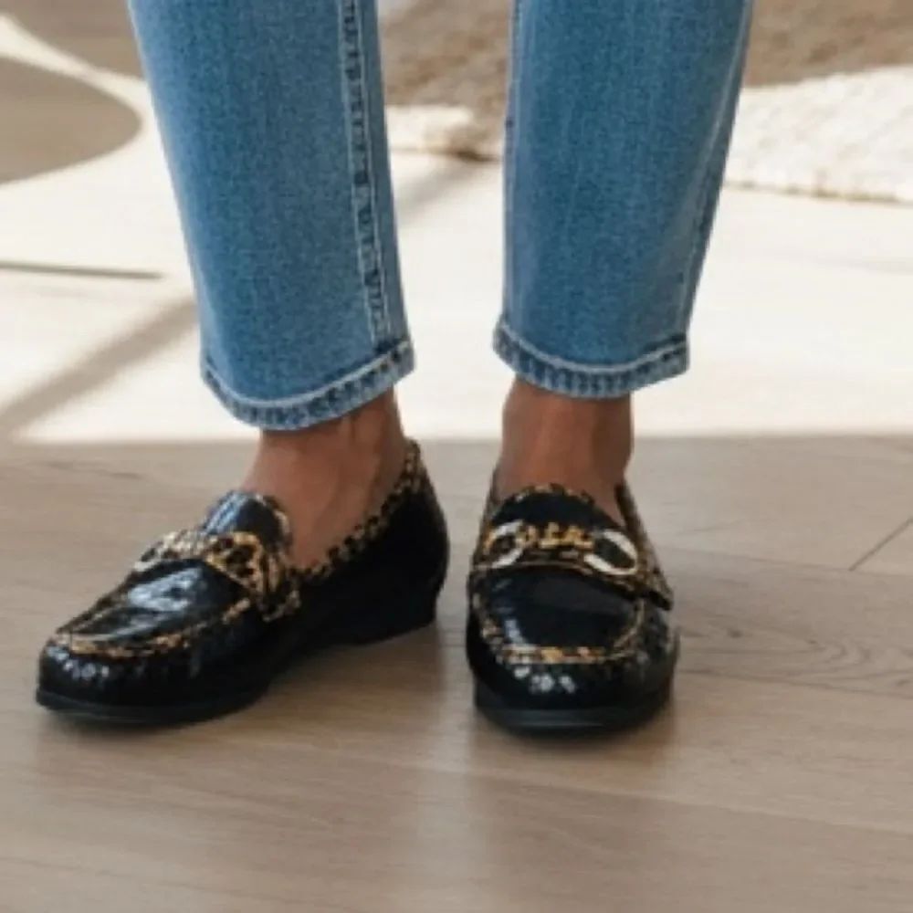 Brighton Actor Designer Black & Brown Leopard Loafers